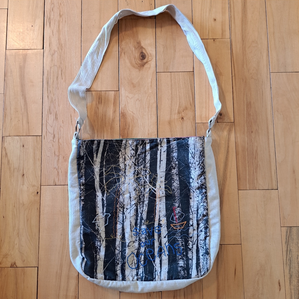 SANCTUARY CLOTHING Save Our Oceans Birch Tree Crossbody Tote Bag
